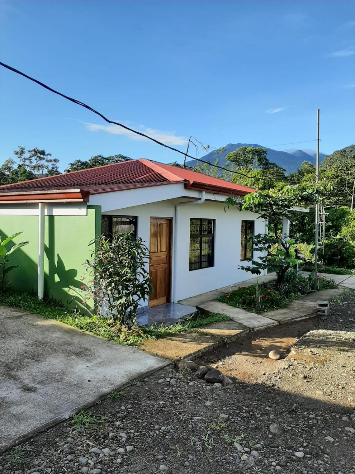 Cabinas El Pilon Rio Celeste ภายนอก รูปภาพ